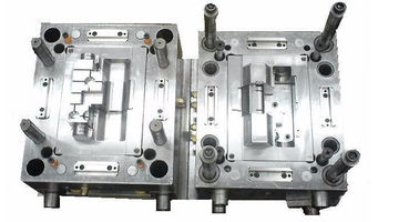 NAK80 / 718 Injection Molding Khuôn mẫu cho Switch / Plug / Wall Electric Box